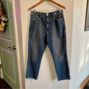 Frame denim le Sylvie crop in Carmenita dark blue ombré wash women’s size 30